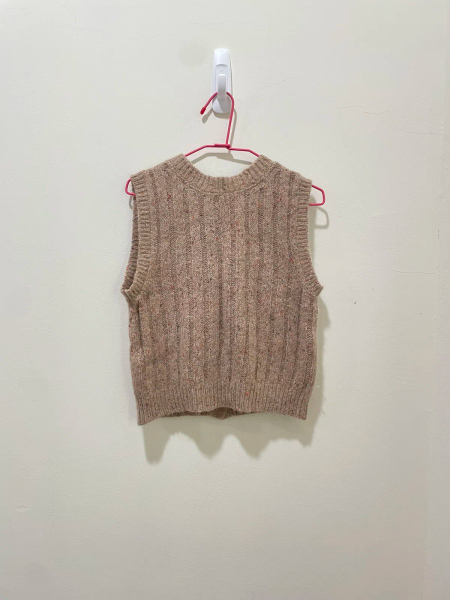 彩色雪點羊毛背心 image 1 of 0