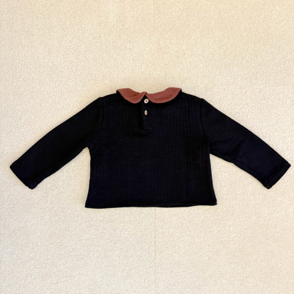 Pecol Top- 撞色領黑色上衣 image 1 of 0
