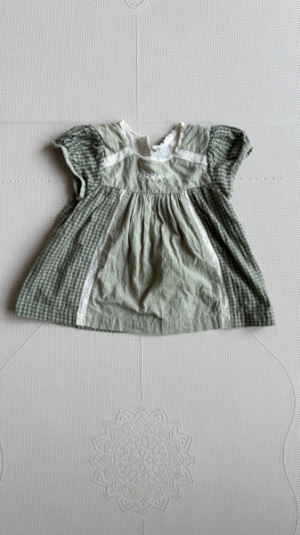 Little green check blouse / bloomer image 1 of 0