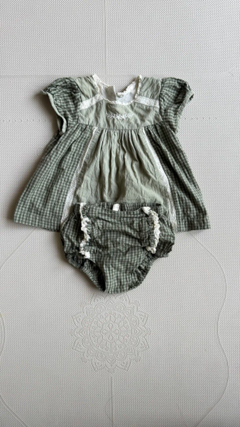 Little green check blouse / bloomer image 1 of 0