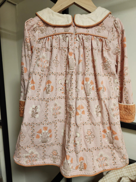 24aw 粉色洋裝 image 1 of 0