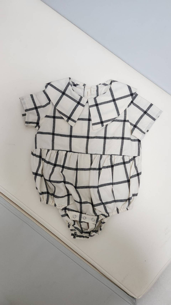 法式立領包屁衣 image 1 of 0