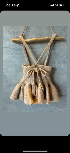 美利諾羊毛裙 image 1 of 0