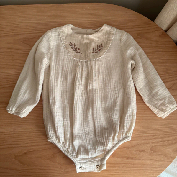 刺繡燈芯絨拼接 image 1 of 0