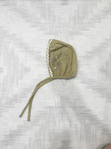 Liilu綠色刺繡帽子 image 1 of 0