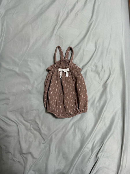 Bebeholic 碎花吊帶 image 1 of 0