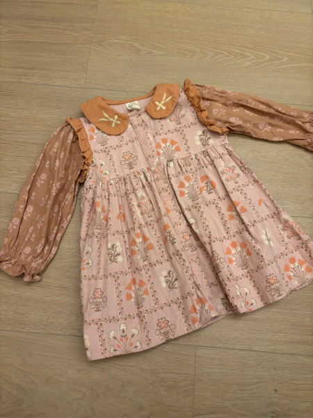洋裝 image 1 of 0