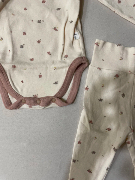 Peekaboo 碎花套裝 6m image 1 of 0