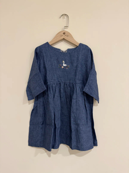 天鵝刺繡洋裝（cara限定刺繡） image 1 of 0