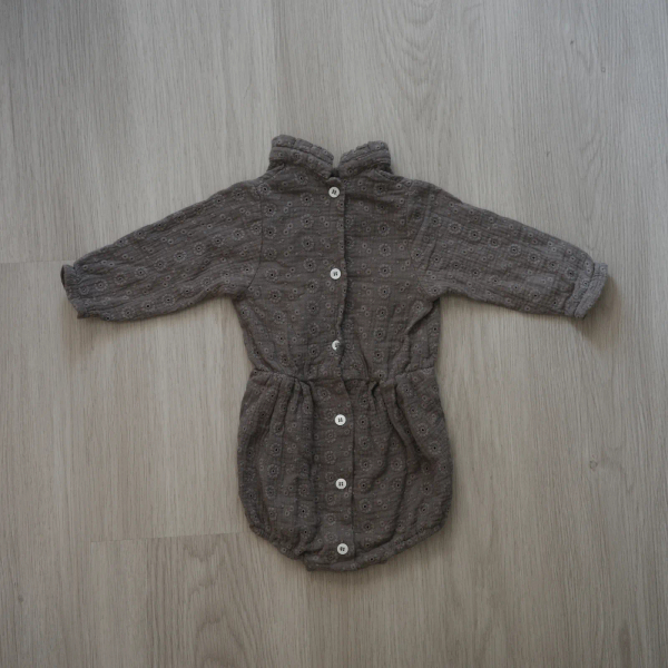 蕾絲刺繡立領連身衣（灰藍綠） image 1 of 0