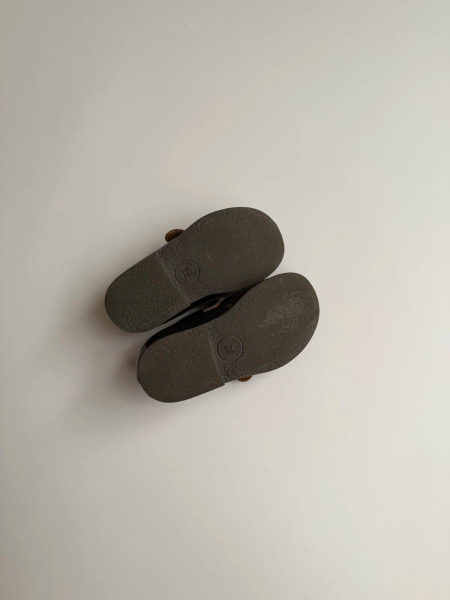 Lulu漆皮墨黑 image 1 of 0