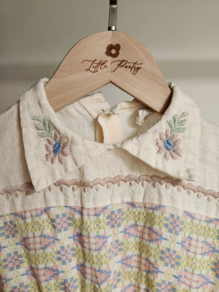 短袖刺繡洋裝 image 1 of 0