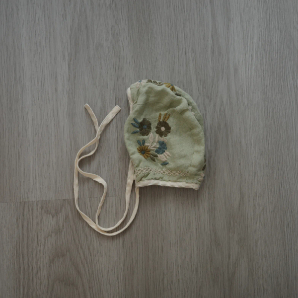 SS23 刺繡薄荷綠綁帶帽 image 1 of 0
