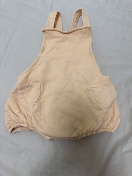 鵝黃色吊帶褲 image 1 of 0