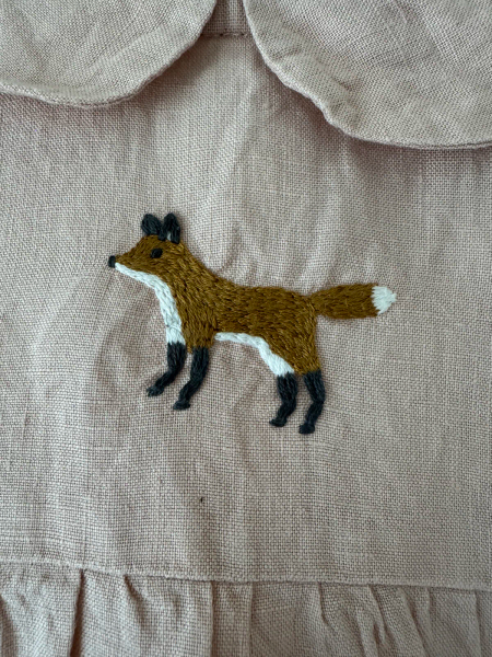 亞麻狐狸刺繡洋裝 image 1 of 0