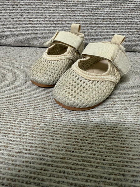 可頌鞋 image 1 of 0