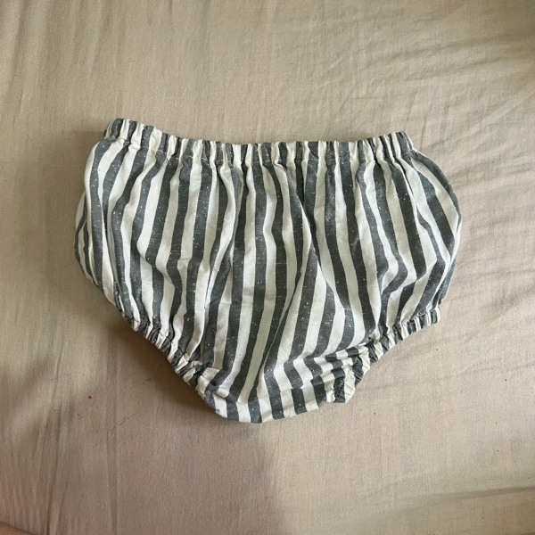 條紋短褲 image 1 of 0