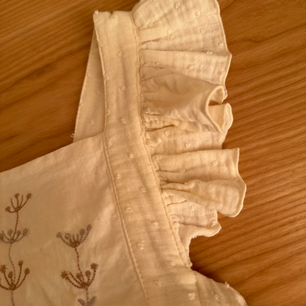 24ss刺繡荷葉裙 image 1 of 0