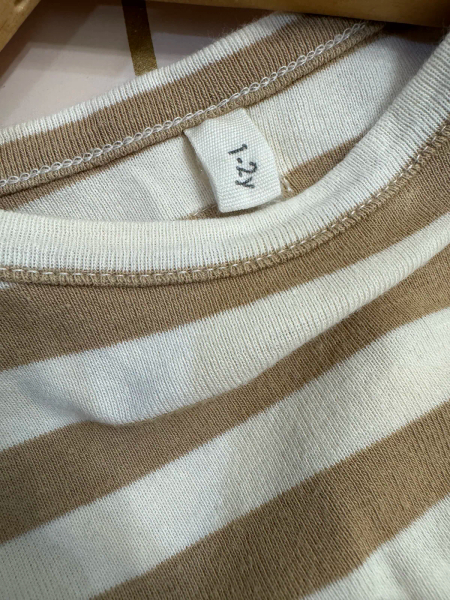 短袖條紋連身衣（有開扣） image 1 of 0