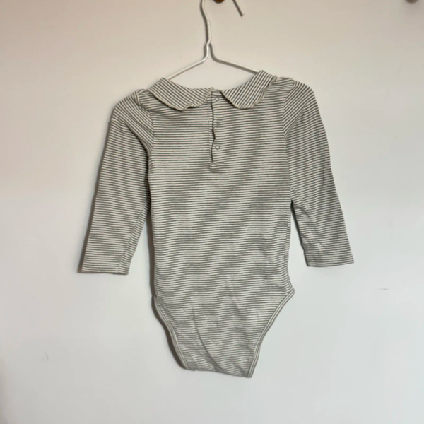 娃娃領條紋包屁衣 image 1 of 0