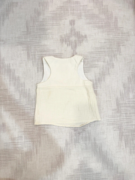 白色無袖上衣 image 1 of 0