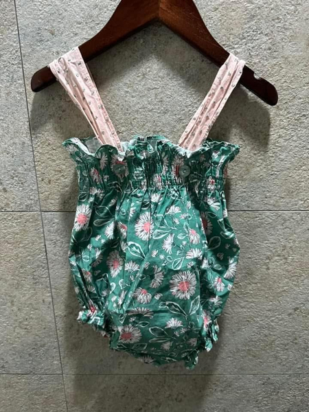 Birinit Petit 花卉湖水綠 吊帶連身褲 2A  近新 image 1 of 0