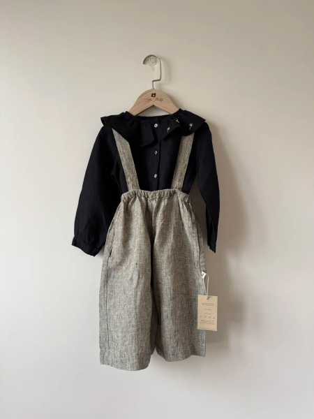 蒲公英刺繡黑色上衣 image 1 of 0