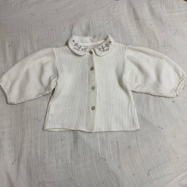 華格夫刺繡領白色上衣 image 1 of 0