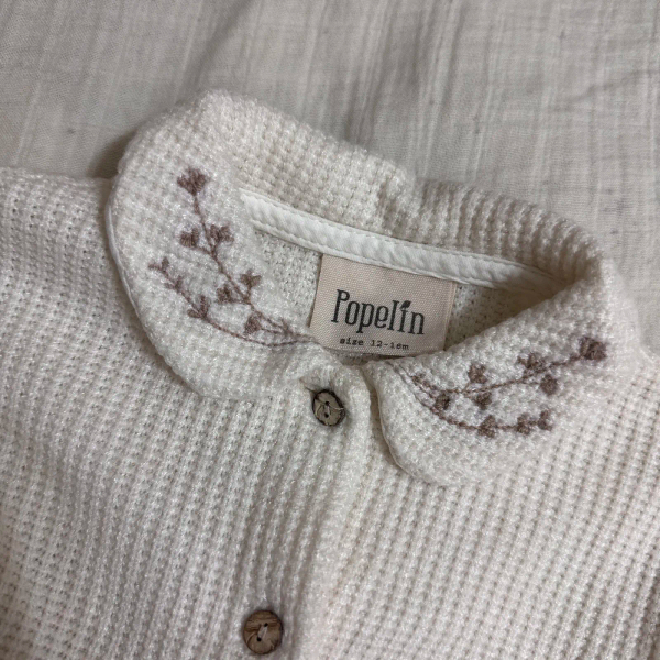 華格夫刺繡領白色上衣 image 1 of 0