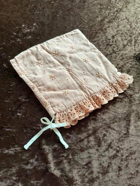 Liilu 德國有機棉品牌 刺繡精靈帽 近新 image 1 of 0