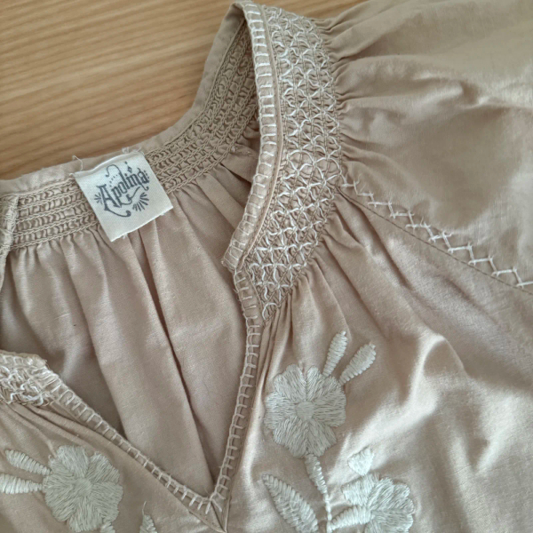 刺繡縮口洋裝 image 1 of 0