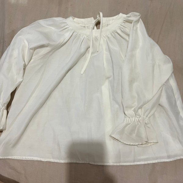 白色襯衫 image 1 of 0