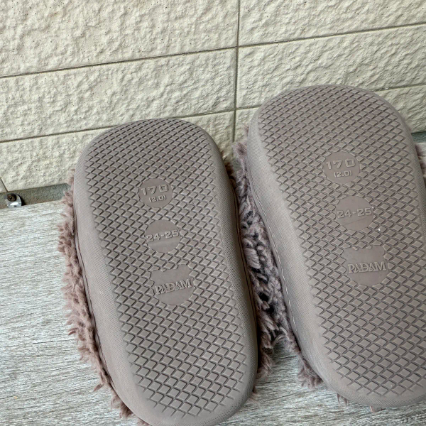 毛毛熊鞋 image 1 of 0