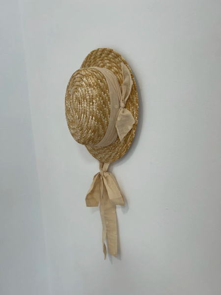 THE CLASSIC HAT - dotted creme  image 1 of 0