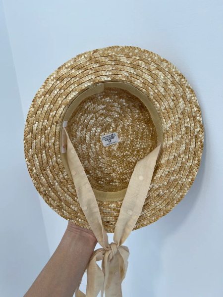 THE CLASSIC HAT - dotted creme  image 1 of 0