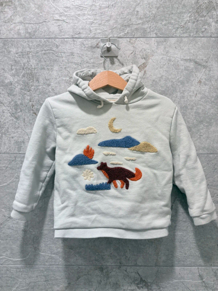刺繡小狐狸帽T image 1 of 0