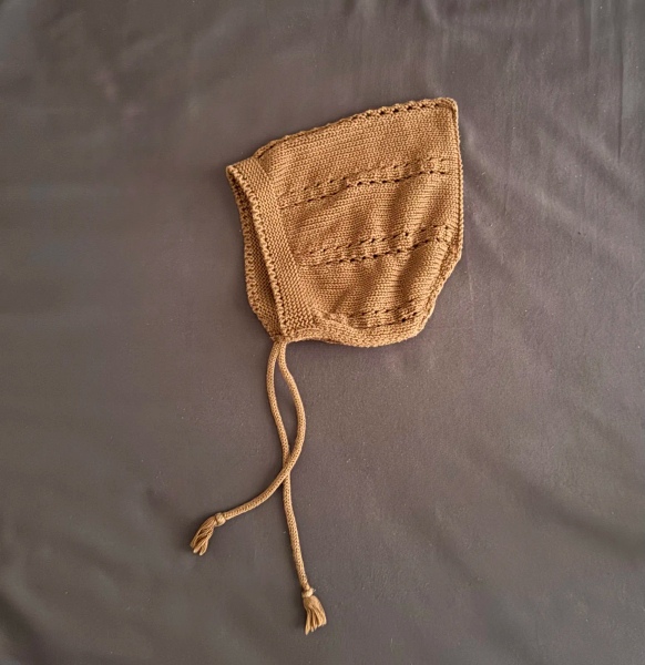 針織綁帶精靈帽 image 1 of 0