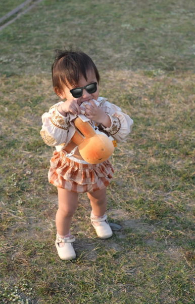 AW24蕾絲紅格子包屁褲 image 1 of 0
