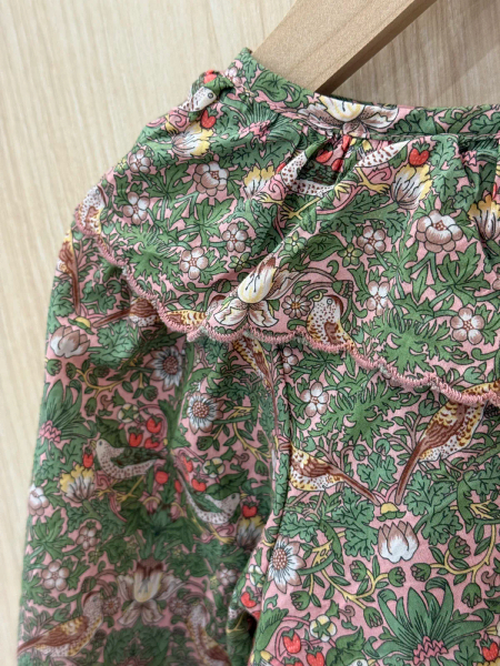 Dannie and Lilou 草莓小偷Liberty荷葉波浪飾邊泡泡袖襯衫	2-3y image 1 of 0