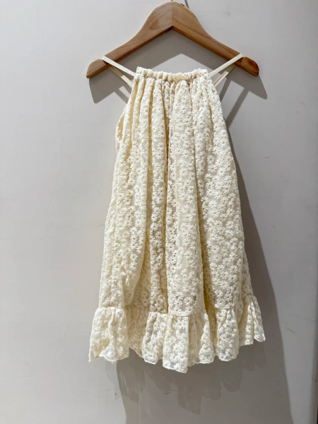 小花刺繡渡假洋裝 image 1 of 0