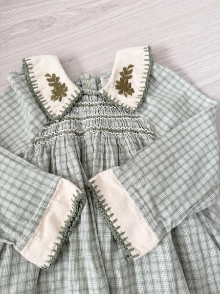 Robe hazel worker checksage image 1 of 0