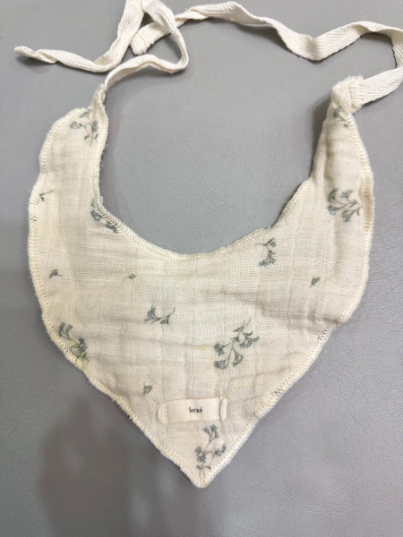 Handmade Bibs image 1 of 0