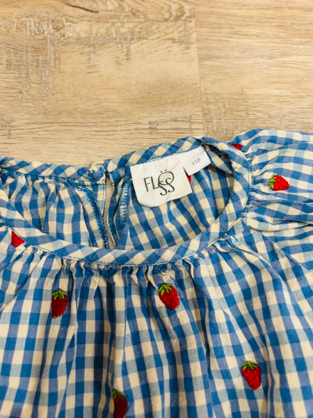 Molly blouse 藍格紋草莓短袖上衣 image 1 of 0