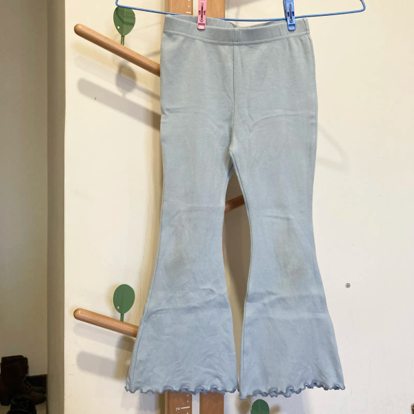 藍色捲邊喇叭褲(春夏版 image 1 of 0