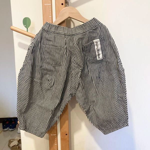 深藍色條紋氣球褲 image 1 of 0
