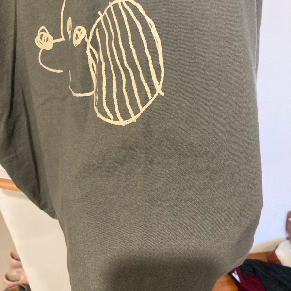 碳灰色手繪狗狗寬版T image 1 of 0
