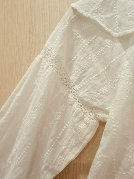 ZARA 蕾絲襯衫	2 歲 (92 cm) image 1 of 0