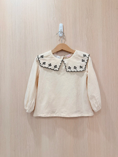 ZARA 花卉領口上衣 米色	3 歲 (98 cm) image 1 of 0
