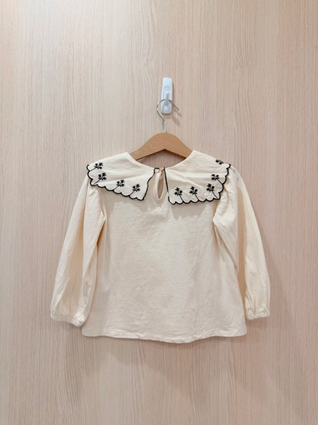 ZARA 花卉領口上衣 米色	3 歲 (98 cm) image 1 of 0