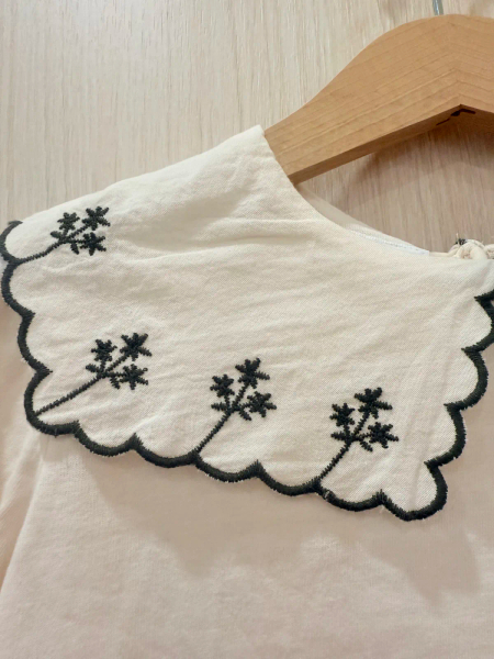 ZARA 花卉領口上衣 米色	3 歲 (98 cm) image 1 of 0